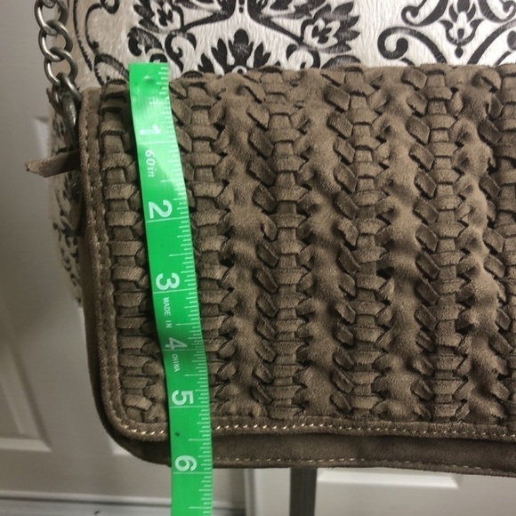 Not Rated Small Shoulder Bag Chain Woven Magnetic Purse - Picture 9 of 11